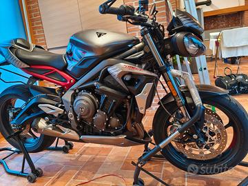 Triumph street triple RS 