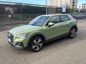 Audi Q2 35 TFSI S tronic Business