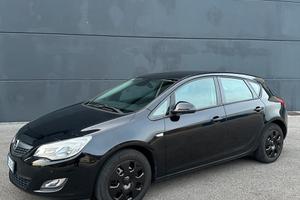 Opel astra cosmo gpl