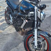Yamaha FZ6 Black Edition