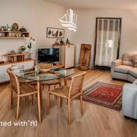 Rencio: Porzione di casa su 6 piani