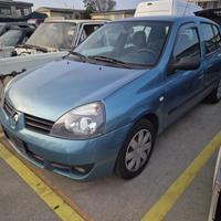 Renault Clio 2004 Benzina Demolita - Per Ricambi