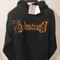 Felpa Balenciaga varie taglie disponibili.