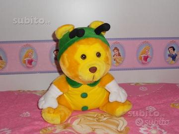 Ape di peluche
