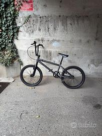 BMX decathlon