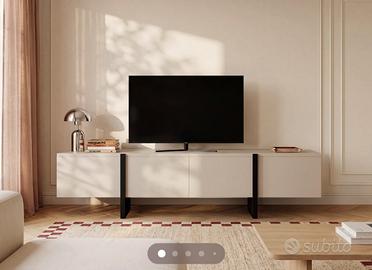 Mobile tv, da montare