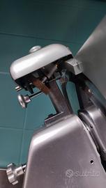 affettatrice semiprofessionale 