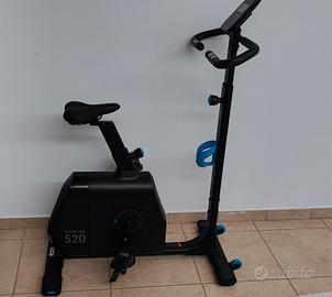 Cyclette EB 520 autoalimentata connessa