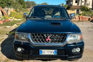 Mitsubishi pajero sport k90