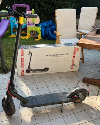 monopattino Mi Electric Scooter Pro 2
