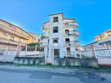 PALAZZINA A ORTA DI ATELLA