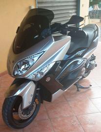 Yamaha T-Max 500