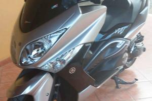 Yamaha T-Max 500