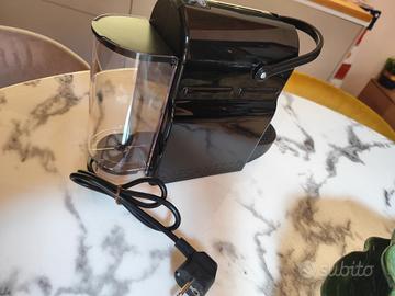 macchina del caffè Nespresso inissa DeLonghi 