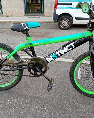bicicletta bmx instinct