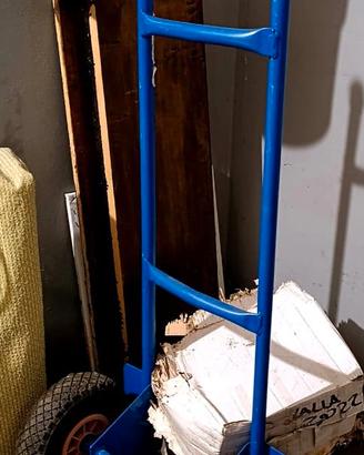 CARRELLO PORTAPACCHI