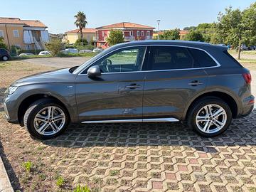 Audi Q5 40, 2.0 Mhev 12v, Quattro S-Line