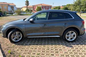 Audi Q5 40, 2.0 Mhev 12v, Quattro S-Line