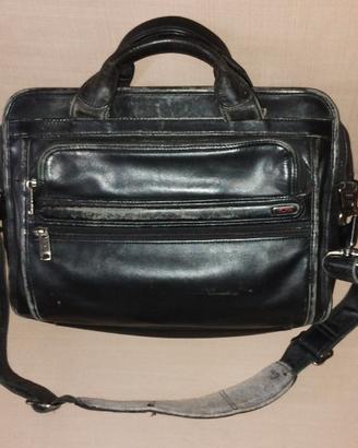 Borsa porta laptop 14" Tumi in vera pelle nera