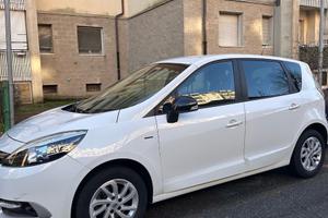 RENAULT Scénic 2ª serie - 2015