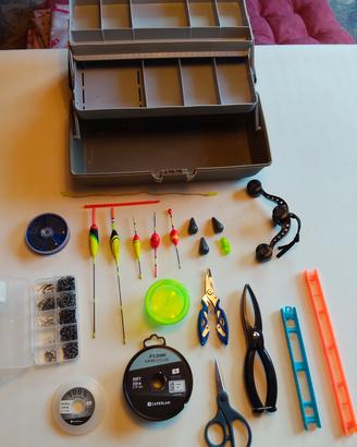 Kit pronto pesca completo con cassetta 3 livelli 