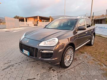 Porsche Cayenne S Turbo 4.8 V8 Kw 404 Cv 550