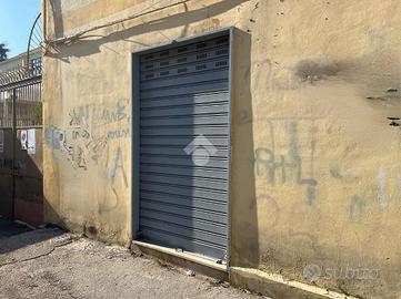 NEGOZIO A CASORIA