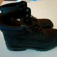 scarponi uomo Armani n44