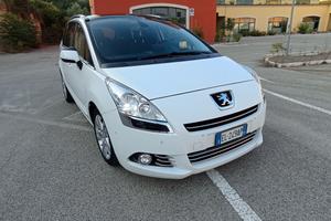 Peugeot 5008 1.6 hdi anno 2012 posti 7