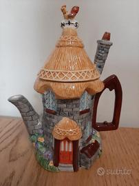 Teiera decorativa vintage da collezione inglese