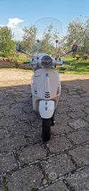 vespa primavera 150