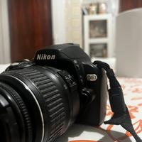 Nikon reflex digitale con obiettivo 18–55mm
