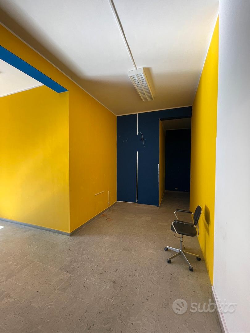 NEGOZIO PER ATTIVITÀ COMMERCIALE C1 70mq - Vista 4