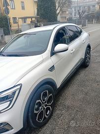 Renault arkana full Hybrid techno 2023