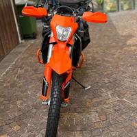 KTM 690 Enduro GOMMATA NUOVA