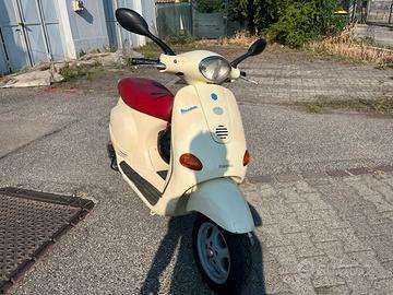 Vespa et4 125 1997