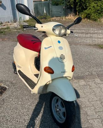 Vespa et4 125 1997