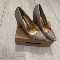 Scarpe con Swarovski €20