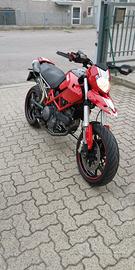 Vedo hypermotard 796