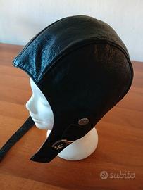 Casco in pelle