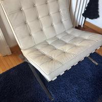 Poltrona Barcellona + poggiapiedi originale