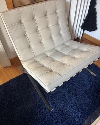 Poltrona Barcellona + poggiapiedi originale