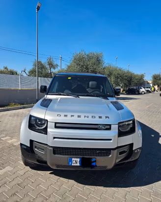 Defender X-Dynamic HSE 3.0 i6 mhev