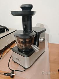 slow juicer, estrattore di succo