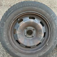 Gomme invernali Alpine con cerchi in ferro