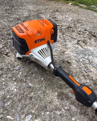 Sramatore potatore telescopico Stihl ht 133