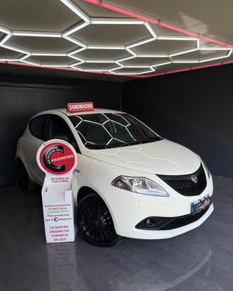 Lancia Ypsilon 0.9 TwinAir Gold 12/2020
