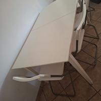 Tavolo allungabile con 4 sedie