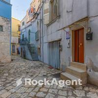 CENTRO STORICO - VIA MEDINA