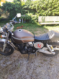 Suzuki Inazuma cafè race